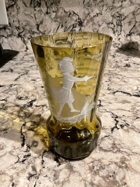 BP-MARY GREGORY GREEN VASE 1837-1900 6 IN. TALL